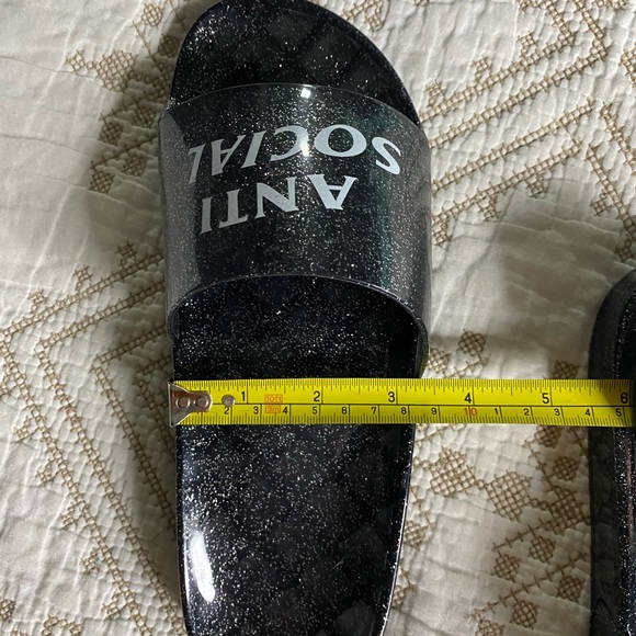 💥HOST PICK💥Anti Social Social Club slides - Picture 5 of 6